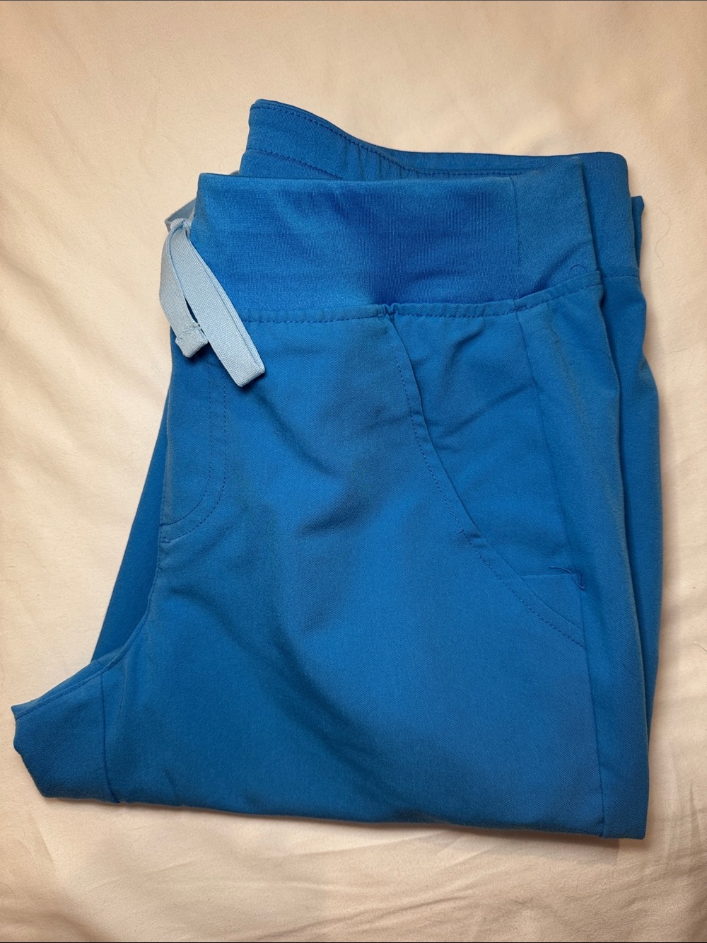 Figs Zamora Jogger Capri Blue XSP